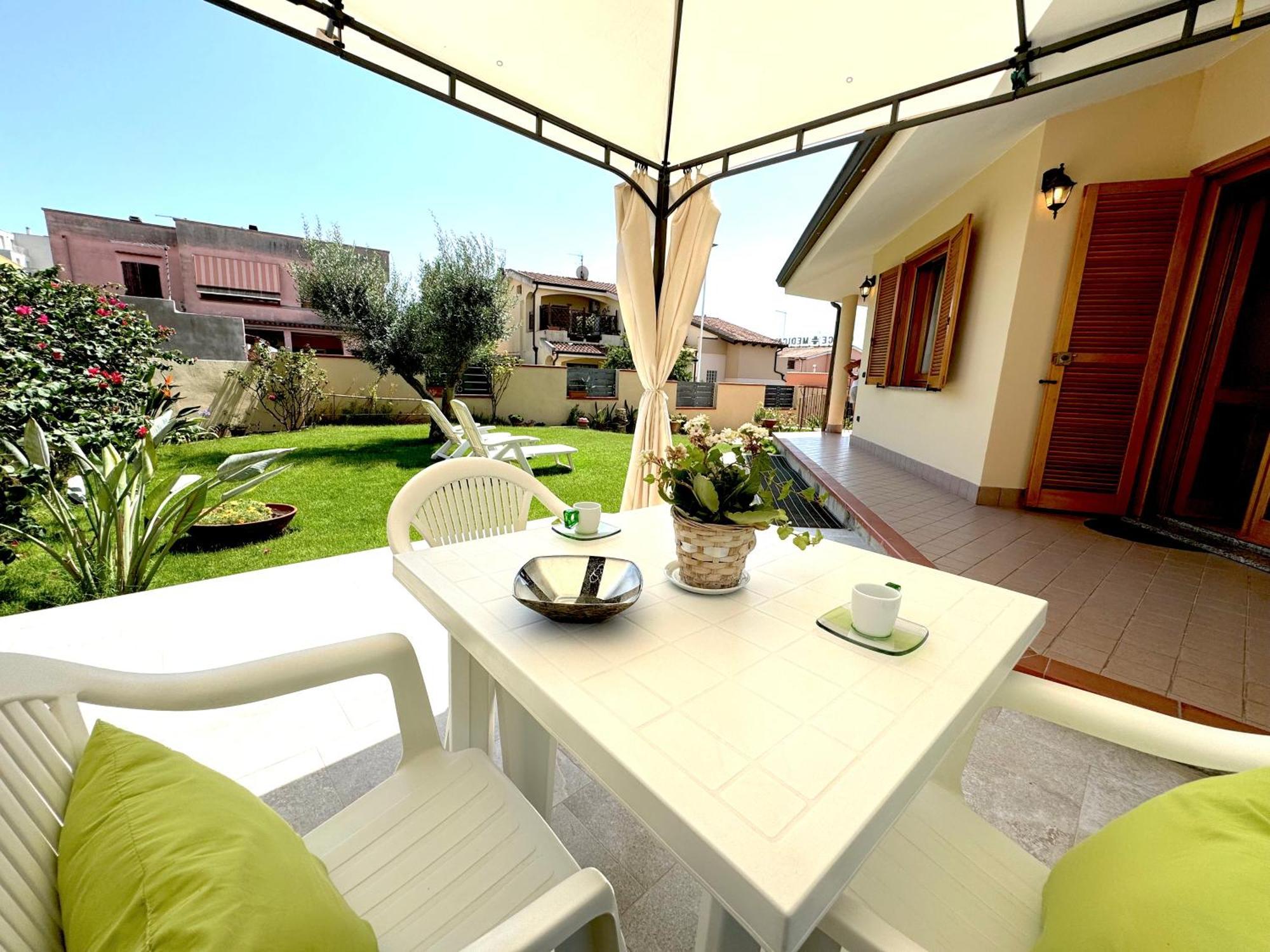 Rosa'S House - Zona Ospedaliera Apartman Cagliari Kültér fotó
