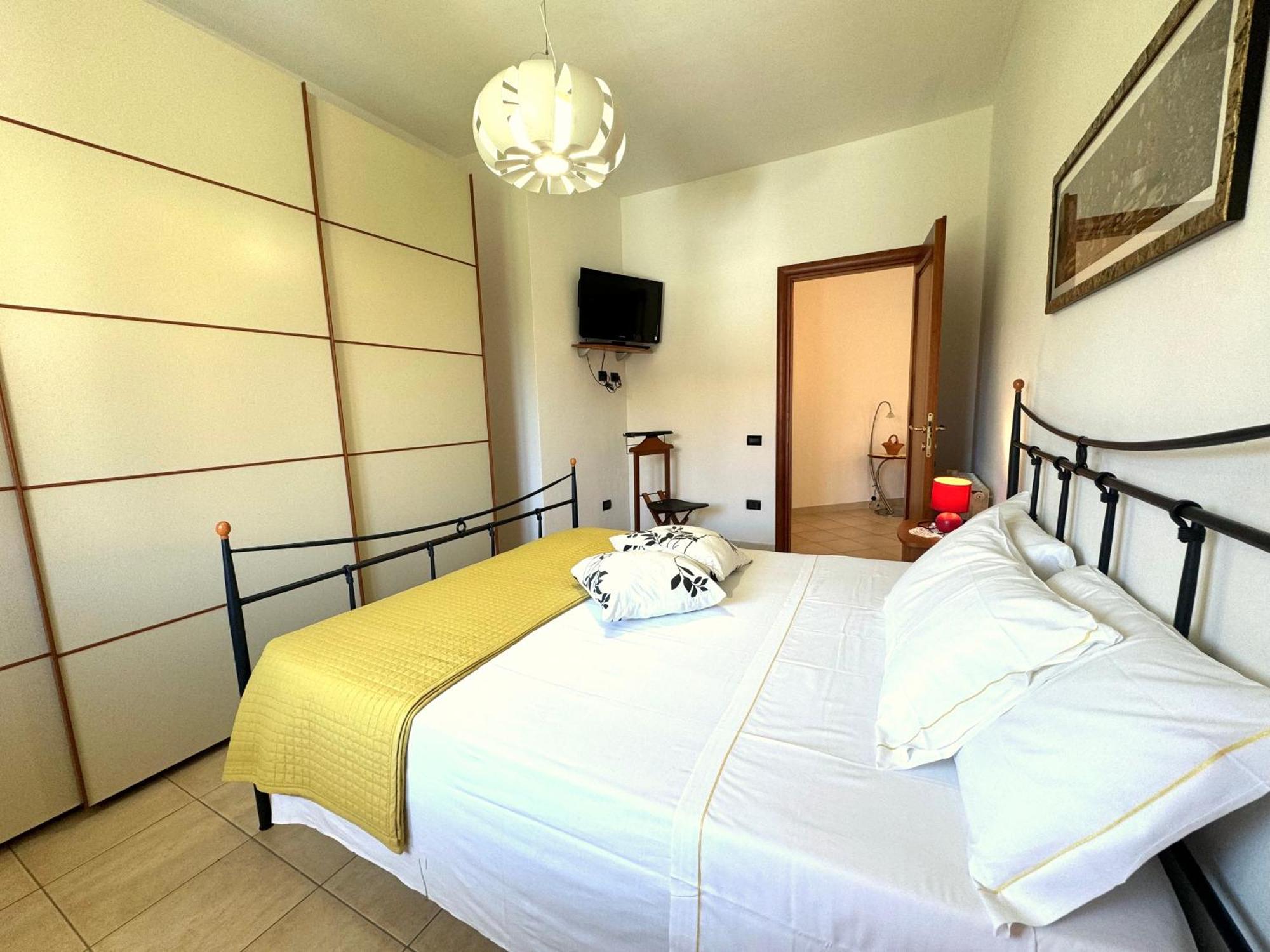 Rosa'S House - Zona Ospedaliera Apartman Cagliari Kültér fotó